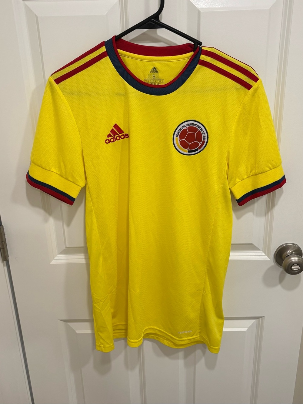 Adidas Colombia National Team Home Soccer Jersey Men’s Size Small